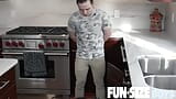 FunSizeBoys MASSIVE daddy Cain Marko oklep snapshot 3