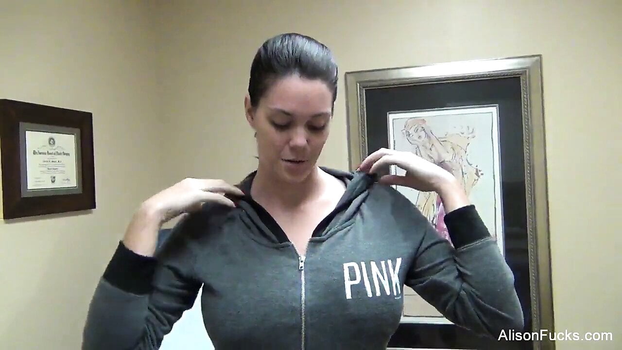 Behind the scenes with Alison Tyler and her breast implants
