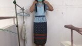 Conjunto de vestido tailandês azul claro ladyboy solo snapshot 2