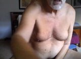 Abuelo accidente cerebrovascular en webcam snapshot 21