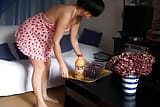 Chicas francesas calientes divirtiéndose con sus coños en el dormitorio snapshot 6