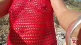 Nippleringlover - geile MILF im durchsichtigen Kleid, Mikro-Bikini, gepiercte Brustwarzen und Schamlippen, sexy Hintern, heißes Arschloch, FKK-Strand snapshot 16