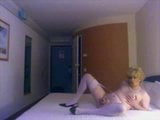 Crossdresser vit strumpeband snapshot 1