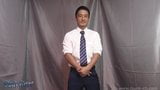 HIROYA wearing a pitch-pitch suit is detained and snapshot 2