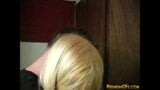 Süßes blondes Teen, Blowjob und Ficken auf Komfortzimmer snapshot 4