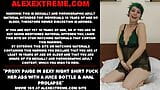 セクシーなナイトシャツ姿のプロキシー・ペイジがジュースボトルと肛門脱で彼女のお尻を犯す snapshot 1