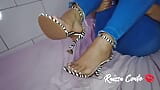 Raissa Conte με ψηλοτάκουνα μαλακία με τα πόδια snapshot 4