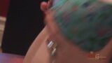 美丽的金发女郎shay laren独自按摩和刺激阴蒂 - 摩擦阴户高潮 snapshot 4