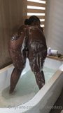 Solo ebony Cherokee twerking in bathtub snapshot 3