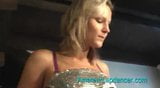 Geweldige blonde babe danst op een pik snapshot 3