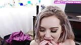 Ir petite adolescente gangbanged y bukkake jizzed en oficina snapshot 12