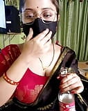 Лиза Бхабхи и ее бойфренд во время видеозвонка snapshot 16