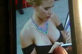 Scarlett Johansson vzdává hold, pijopaja snapshot 2