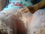 Розовая нижняя юбка дрочит snapshot 4
