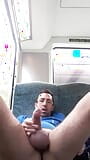 Эксгибо в поезде snapshot 7