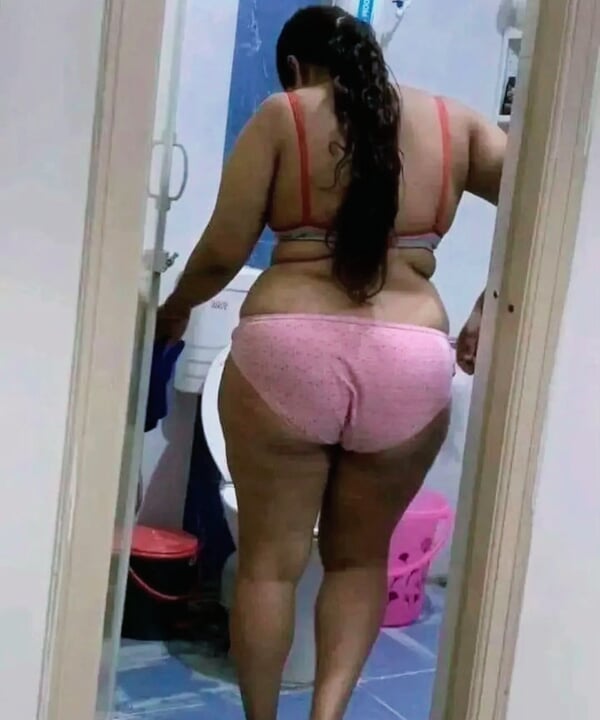 Chut ki bhook salle de bain kand, partie 2