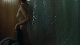 Riley Keough - „cabana” - duș nud, țâțe umede care se usucă snapshot 6