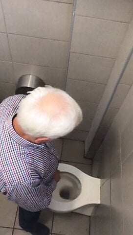Old Greek man piss station