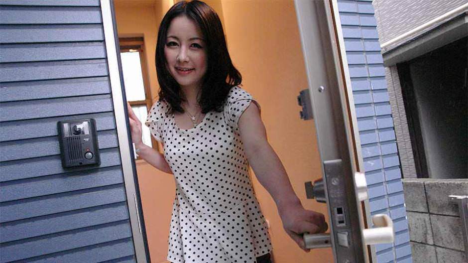 Amazingly cute teen fucks and blows her man in the bathroom | xHamster