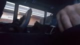 Dick flashuje w autobusie snapshot 4