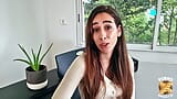 Camila, jeune orientale, aime baiser les mecs à grosse bite snapshot 3