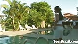 Brazylijska nastolatka z małymi cyckami uprawia seks przy basenie snapshot 4