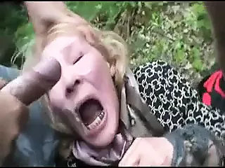 华丽的熟女和老熟女精子狂欢和面部第二部分
