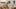 Twink köpek yavrusu kürk pençelerini giyerek mastürbasyon yapıyor