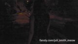 Девушка прогуливается ночью в прозрачном кружевном платье snapshot 4