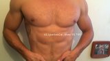 Homens musculosos - vídeo de flexão da lança 1 snapshot 3
