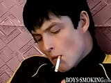 Zincirleme sigara içen sporcu Gus kamerada tutkuyla tek başına mastürbasyon yapıyor snapshot 1