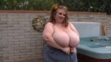 Dawn Perignon hottub naakt snapshot 2