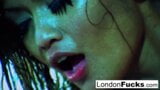 Londra keyes ve charmaine starr sikme snapshot 6