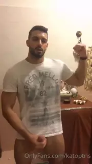 Fit as Fuck Croatian Lad Wanks and Cums: Gay Muscular Porn | xHamster