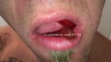 Vore fetish - grzech jedzący gumowate robaki wideo 2 snapshot 4