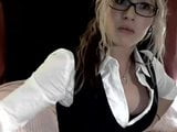 Sexy Angry Teacher is HOT! snapshot 3