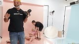 Journée à un tournage porno. Kylie Page, Amari Anne Brazzers snapshot 8