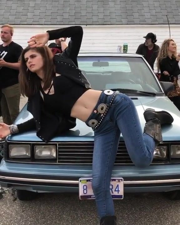 Alexandra Daddario Nude Porn Videos & Sex Tapes, 3 xHamster