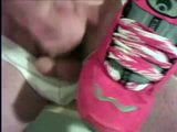 Ich wichse auf meine Osiris Sneakers yerk on my Sneaks snapshot 2