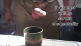 Bela adolescente bebe café com porra snapshot 3