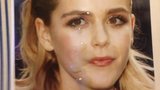 Kiernan shipka kommt mit Tribut 2 snapshot 10