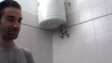 इतालवी एमेच्योर काले बाल वाली गड़बड़ में के स्नानघर द्वारा उसके सौतेला भाई snapshot 2
