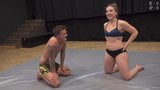 Kostenloses Video - Rage gegen Andreas ii - echtes Mixed-Wrestling snapshot 13