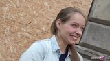 Esploratore tedesco - l'adolescente magra Kinuski parla con una scopata all'orgasmo snapshot 5