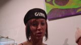 Pengembaraan jahat Gina dengan swingers Jerman sebenar!! snapshot 7