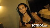 Picking up dominican girls off the street on Toticos.com snapshot 3