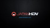 Japanisches Mädchen verführt im Freien und wird in POV super hart gefickt snapshot 2