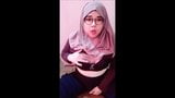Арабка пухлая арабка - Yasmine в хиджабе snapshot 9