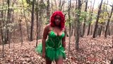 Poison ivy hallowen masturbación snapshot 2