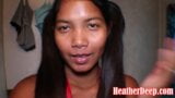 Mama adolescentă thailandeză Heather Deep face sex oral adânc cu pula monstru snapshot 2
